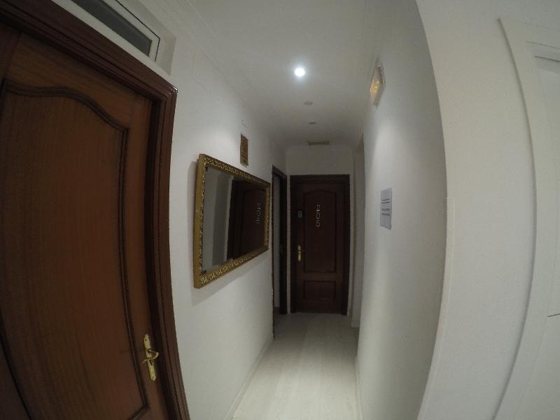 Hostal La Estrella Madri Exterior foto