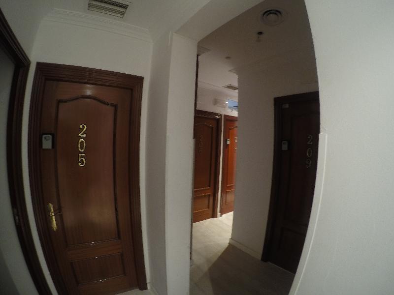 Hostal La Estrella Madri Exterior foto